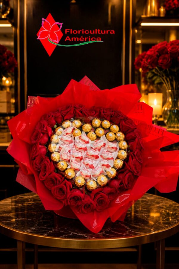 Buquê Coração Doce Amor – Rosas Vermelhas com Ferrero Rocher e Raffaello