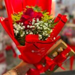 Kit Love 3 – Ramalhete de Rosas Vermelhas com Caixa de Ferrero Rocher