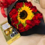 Kit Presente Ramalhete de Rosas com Girassol e Ferrero Rocher - Amor Puro